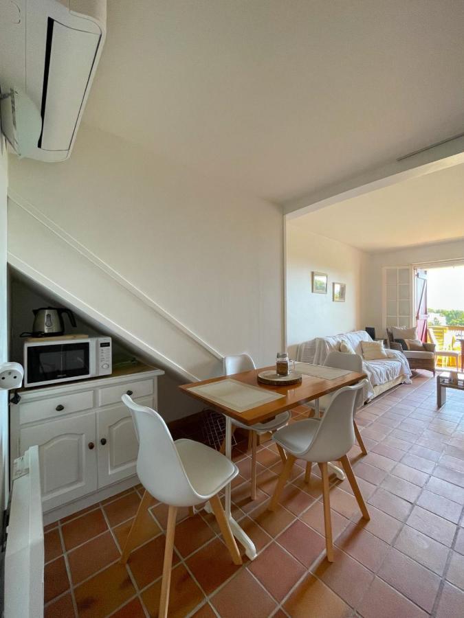 Superb Apartment With Balcony Near The Beach Saint-Raphaël Kültér fotó
